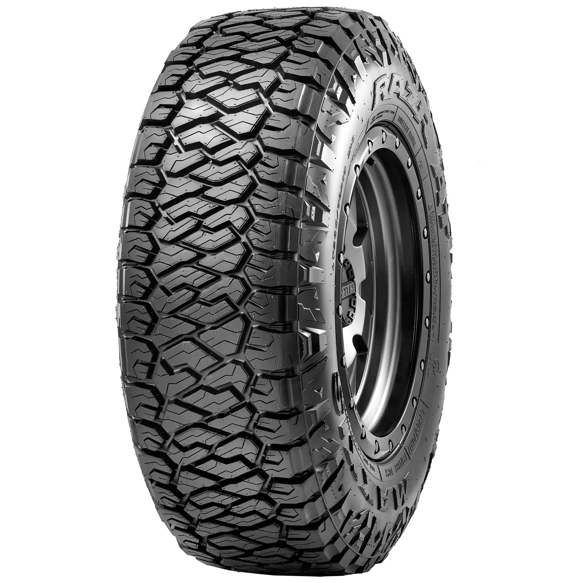Maxxis 225/60 R17 AT811